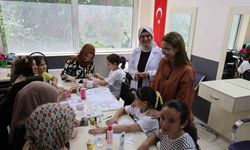 Başkan Vekili, anne-çocuk atölyelerinde miniklerin yetenekleri takip etti