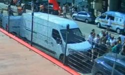 Kadın muhabire görevi başında linç girişimi: Paramparça ederiz