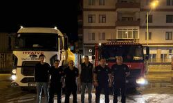 İtfaiye ekipleri, İzmir’deki yangın için yola çıktı