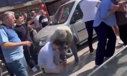 3 kişi arasında büyük kavga: Biri tekme attı, diğeri tornavidayla saldırdı!