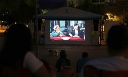 Üniversitede açık hava sinema günleri başladı