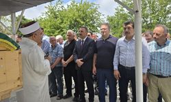 Cem Küçük'ün babası Erdal Küçük son yolculuğuna uğurlandı
