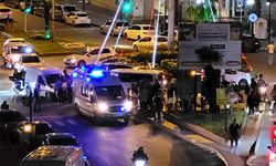 İki hafif ticari kamyonet çarpıştı: 4’ü çocuk, 7 yaralı!