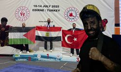 Balkan şampiyonasına madenci yumruğu: Maden işçisi Vahdet Sökmen bronz madalya kazandı