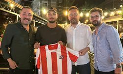 Ahmed Kutucu’ya Devrekspor forması hediye edildi