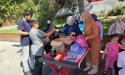 Saadet Partisi Kadın Kollarından aşure ikramı