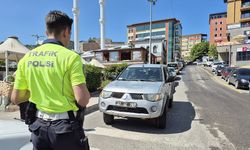 İl Özel İdaresi'nin aracı yolda kaydı: Önündeki araca çarptı!