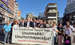 Madenci Anıtı'nda polis ile demokrasi platformu üyeleri arasında gerginlik!