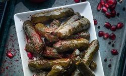 Etli mi Zeytinyağlı mı? Yaprak Sarmanın Lezzetli İkilemi