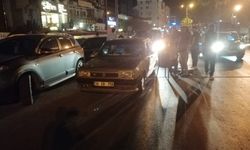 Cip, otomobile çarptı: 1 yaralı