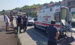 Otomobil yayaya çarptı: 1 kişi yaralı
