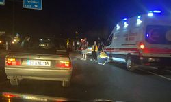 İki otomobil çarpıştı: Yaralılar var