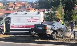 Zincirleme kaza: 4 araç birbirine girdi!