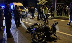 Motosikletli polis ekipleri kaza yaptı: 4 yaralı