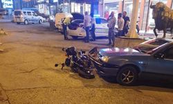 Motosiklet ile otomobil çarpıştı: 1 yaralı