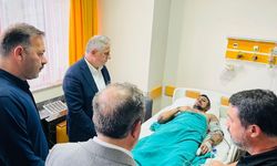 Milletvekili Saffet Bozkurt ve İl Başkanı Mustafa Çağlayan'dan yaralı madenciye ziyaret