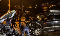 Güney Mahallesi'nde trafik kazası: İki aracın ön tarafı dağıldı!