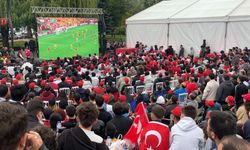 'Dünya Kupası' coşkusu sokağa taştı: Anıtpark'ta tarihi heyecan