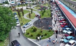 Geçmişe yolculuk: Klasik otomobillere vatandaşlardan yoğun ilgi
