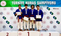 Gençler Türkiye Kuraş Şampiyonası gerçekleştirildi