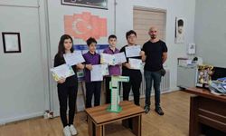 Ortaokul öğrencilerinden hava kirliliğine çözüm sokak lambası