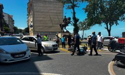 Motosiklet ile otomobil çarpıştı: 1 yaralı