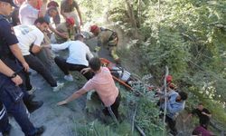 Yayla yolunda otomobil uçuruma yuvarlandı: 1 yaralı