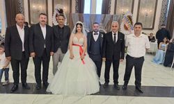 Yaşar ve Kaymak Ailelerinin mutlu günü