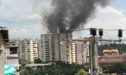 Bina çatısı alevlere teslim oldu