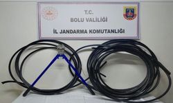 Kablo hırsızlığı şüphelisi çaldığı kablolarla yakalandı