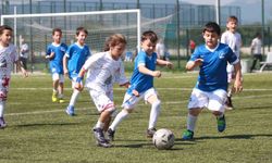 Mini Minikler Futbol Turnuvası heyecanı başladı