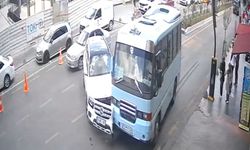 Cip ile yolcu minibüsü çarpıştı