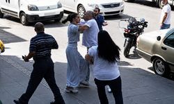 Kadın motosiklet sürücüsünü darp eden şahsın ehliyetine el konuldu, gözaltına alındı