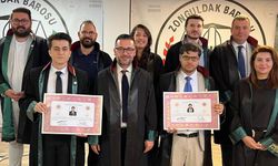 Yeni avukatlar cübbe giydi, ruhsatlarını aldı