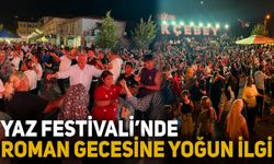 Yaz Festivali'nde Roman Gecesi’ne yoğun ilgi