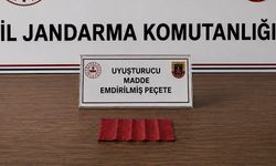 Uy*şturucu ve kaçak tütün operasyonu