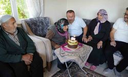 100 yaşına giren Atiye nineye, davullu zurnalı doğum günü kutlaması