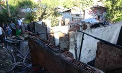 Piknik tüpleri bomba gibi patladı, iki gecekondu küle döndü