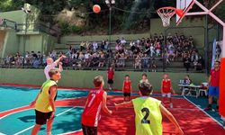 Sahilde basketbol heyecanı