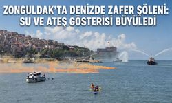 Zonguldak’ta denizde zafer şöleni: Su ve ateş gösterisi büyüledi