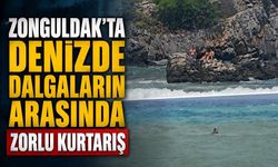 Zonguldak'ta denizde dalgaların arasında zorlu kurtarış