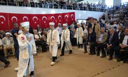 Hafız olan 51 öğrenci için icazet merasimi