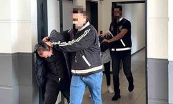 İş görüşmesi bahanesiyle açtırdıkları hesaplardan kredi çekip, paraları kendi hesaplarına aktardılar