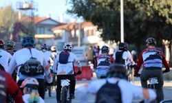 Safranbolu'da bisiklet festivalinde pedallar tarih ve doğanın izinde döndü