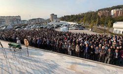 Prof. Dr. Ayhan Şamandar son yolculuğuna uğurlandı