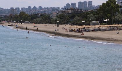 Rip akıntısı olimpik yüzücüler için bile tehlike oluşturuyor