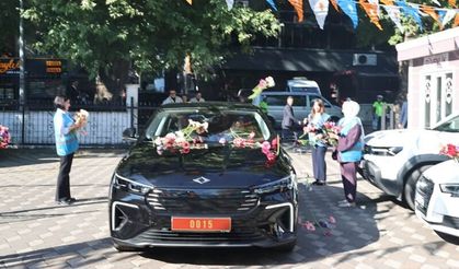 Bakan Mehmet Fatih Kacır, Zonguldak programlarında aracını kendisi kullandı