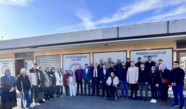 AK Parti’den engelliler için tekerlekli sandalye