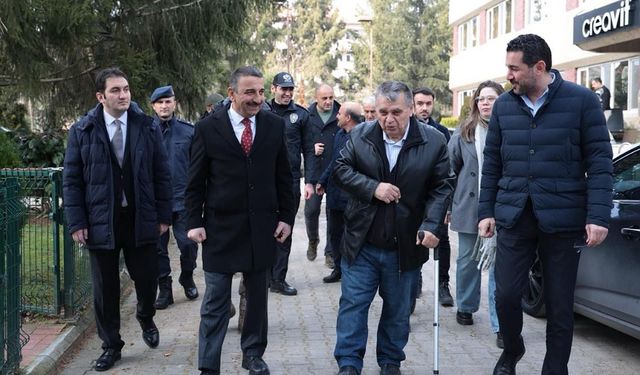 Vali Osman Hacıbektaşoğlu, Çanakcılar Şirketler Grubu'nu ziyaret etti