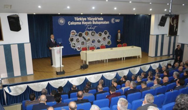 Bakan Vedat Işıkhan: ''30 büyükşehir belediyesinin toplam borcunun yüzde 75'i tek başına CHP'ye ait''